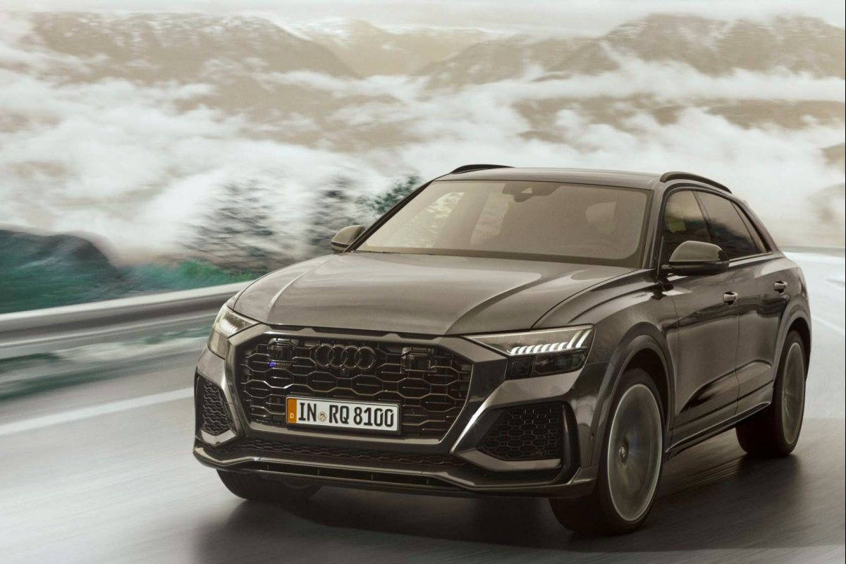 2021 – RS Q8 (SK) Preview Page 6