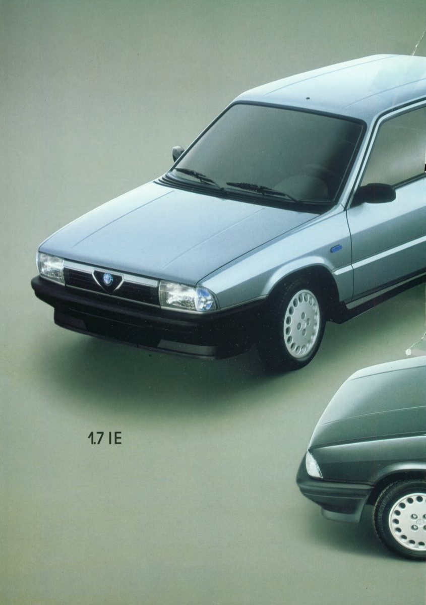 1989 – 33 (NL) Preview Page 2